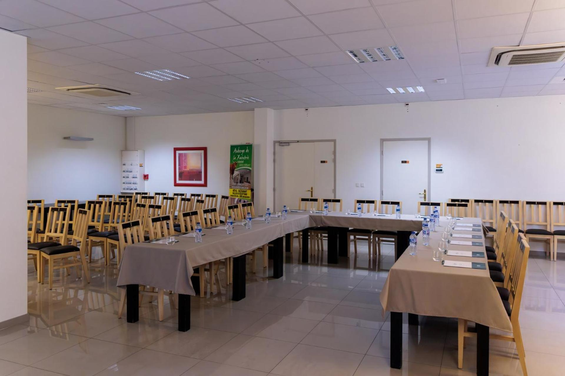 Saint-Privat  Logis Hotel Restaurant Auberge De La Xaintrie מראה חיצוני תמונה